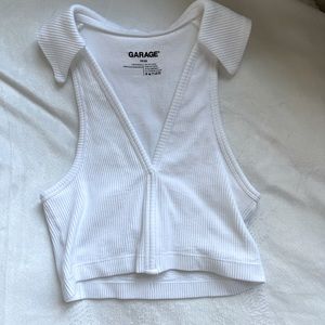 White garage cropped V-neck top size XS